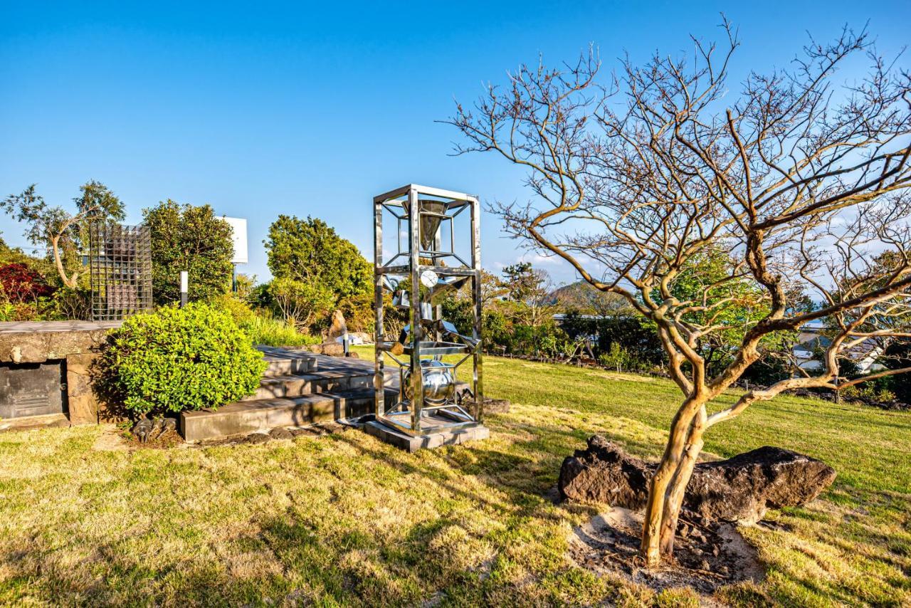 Jeju Bom